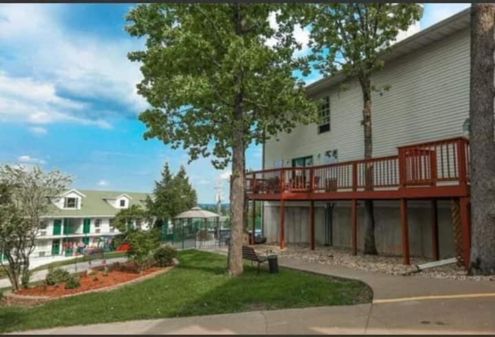 Branson King Resort And Suites Exterior photo